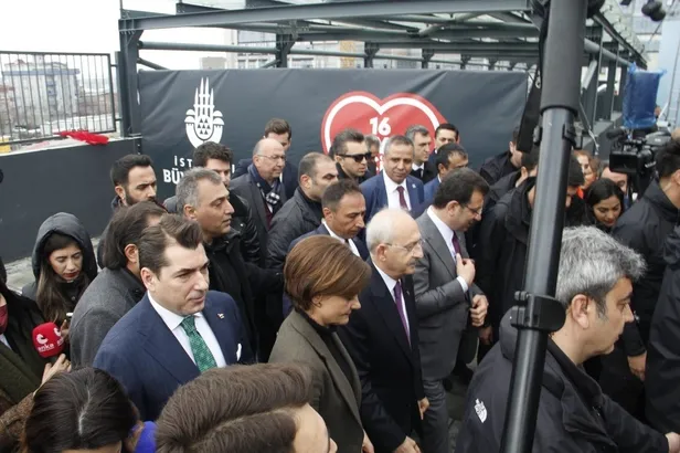 ekremci-oda-tvden-kilicdaroglunu-fisledi-rusvetcilerle-is-tutuyor-1679866678977.jpeg Ekremci fondaş medyanın temsilcisi Oda Tv’den Kılıçdaroğlu’na ağır itham: Rüşvetçilerle iş tutuyor-4