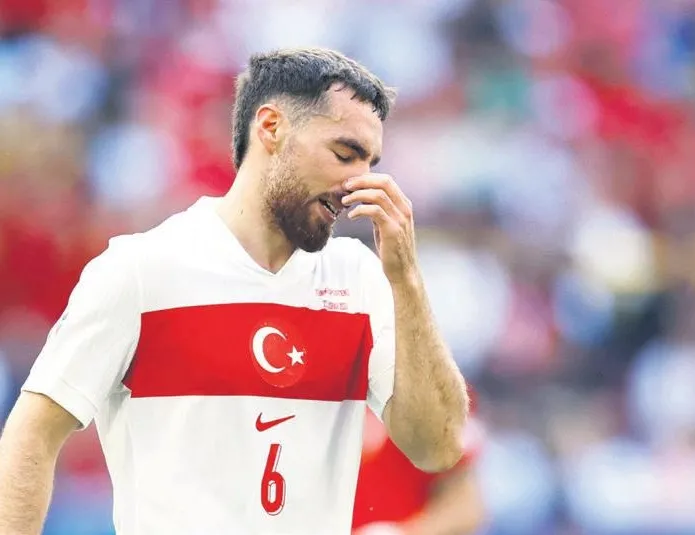 Orkun Kökçü sınıfta kaldı