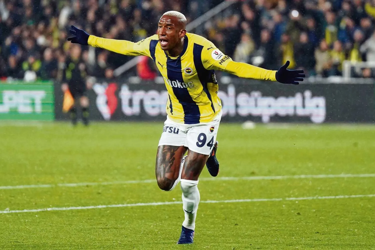 Galatasaray istedi Fenerbahçe kapıyor! Transferde flaş hamle - 13