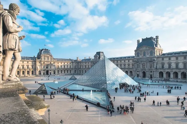 Louvre müzesindeki Bergama küpü, Türkiye’den gitti