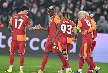 Dünya Aslan’ı konuştu! İşte manşetler