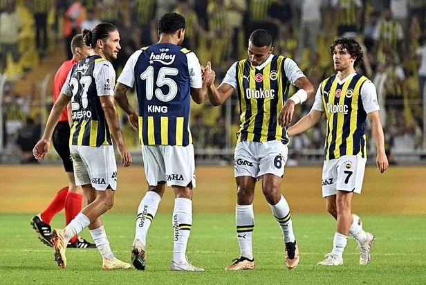 istanbulda-gol-yagmuru-temsilcimiz-fenerbahce-zimbru-5-0-maglup-etti-1690401769046.jpeg İstanbul'da gol yağmuru! Temsilcimiz Fenerbahçe, Zimbru 5-0 mağlup etti-11