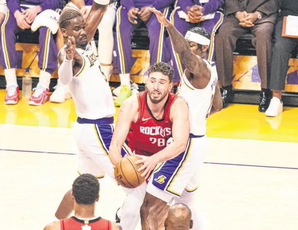 Alperen Şengün 5’İNAlperen Şengün 5’ine yetti!E YETTİ!