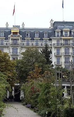 Lozan'daki Suriye toplantısı ikili ön gürüşmelerle başladı