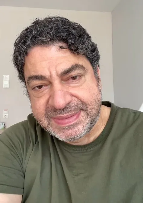 hakan-tasiyan-taburcu-mu-oluyor-unlu-sanatci-hastane-odasindan-duyurdu-1771493464334.jpg Hakan Taşıyan taburcu mu oluyor? Ünlü sanatçı hastane odasından duyurdu-4