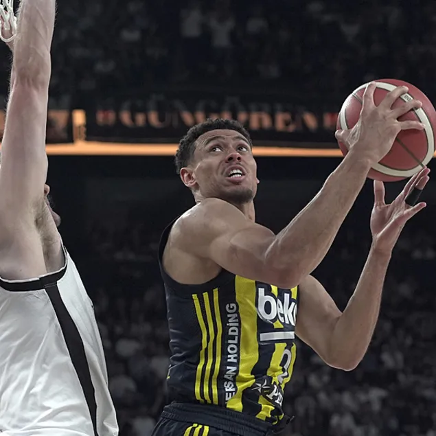 Fenerbahçe’den şampiyonluk için dev adım!