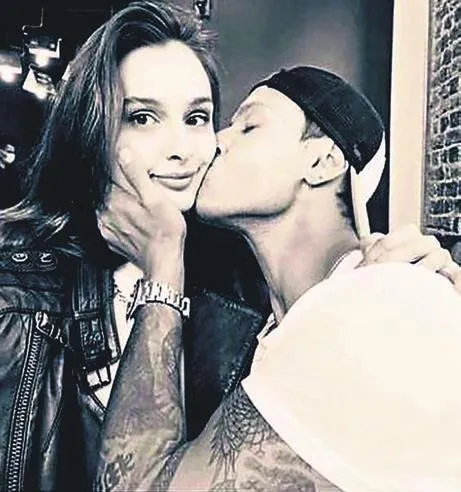 murat-ceylan-ile-pinar-tartanin-ayrilik-nedeni-ortaya-cikti-1627422240273.jpeg Murat Ceylan ile Pınar Tartan'ın ayrılık nedeni ortaya çıktı-2