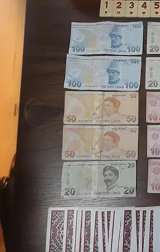 Koronaya rağmen 3 eve kumar baskını!