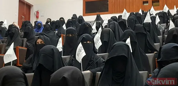 Afgan kadınlar Kabil Eğitim Üniversitesi’nde Taliban’a destek programı düzenledi - 15