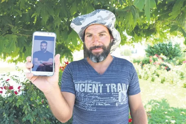 sivasta-mehmet-taytan-sosyal-medya-fenomeni-dan-bilzeriana-olan-benzerligiyle-dikkat-cekiyor-1600901398733.jpeg Sivas'ta Mehmet Taytan sosyal medya fenomeni Dan Bilzerian'a olan benzerliğiyle dikkat çekiyor-2