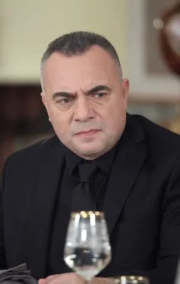 Eşkıya Dünyaya Hükümdar Olmaz yine birinci!