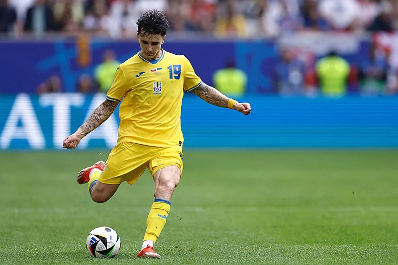 Galatasaray dümen kırdı! Wendel beklenirken Mykola Shaparenko geliyor - 27