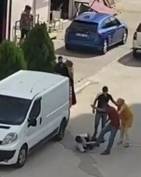 Mersin'de korkunç olay! Tekme tokat dövdükleri adamın kafasında sopa kırdılar-5