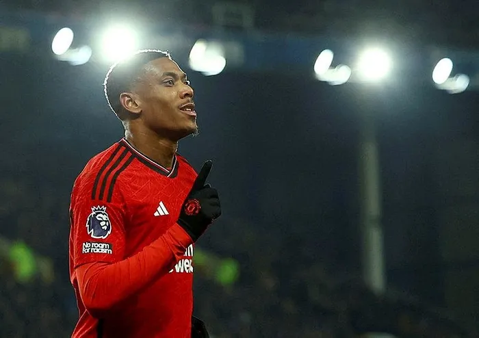 Martial kapışması: Manchester United'in Fransız yıldızını Fenerbahçe'nin haricinde 4 takım daha kadrosuna katmak istiyor!-3