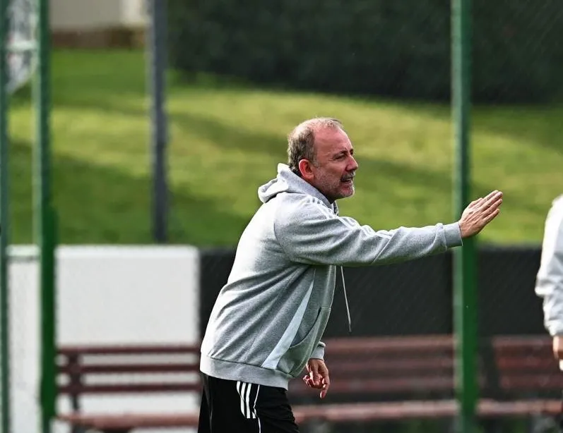 Beşiktaş’tan taktik idmanı