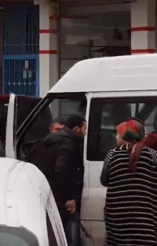 Bursa'da trafikte yumruk ve şemsiyeli kavga