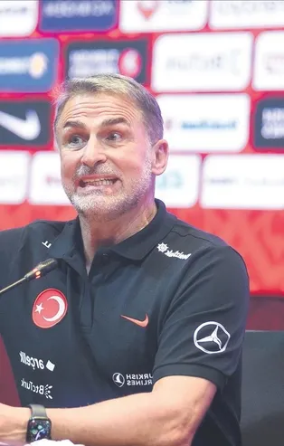 A Milli Takım Teknik Direktörü Kuntz Faroe adaları maçı öncesi konuştu: Yumruğu yedik nakavt olmadık