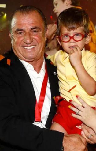 Corona virüse yakalanan Fatih Terim'in kızı Buse Terim'den ilk açıklama