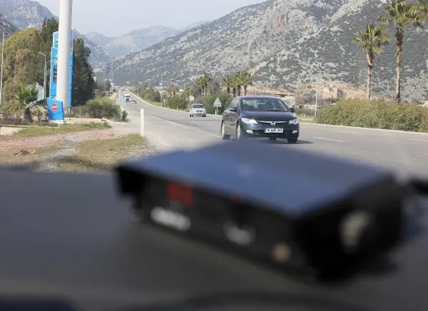 Araç sahipleri dikkat: Radar sinyalini şaşırtmak mümkün değil! İşte radarla ilgili doğru bilinen yanlışlar-2