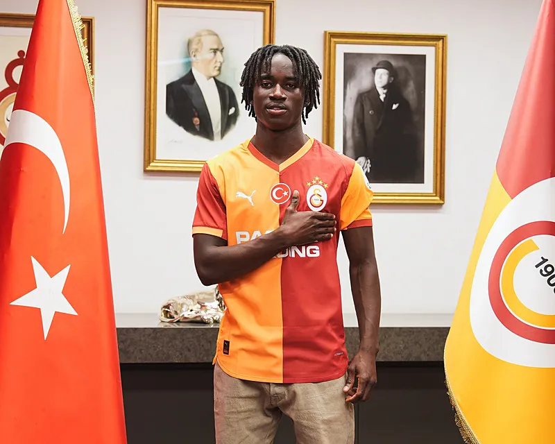 Galatasaray'dan son transfer bombası! İmzaya geliyor - 23