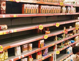 Türkiye'de ilk koronavirüs vakasının açıklamasıyla vatandaşlar marketlere akın etti