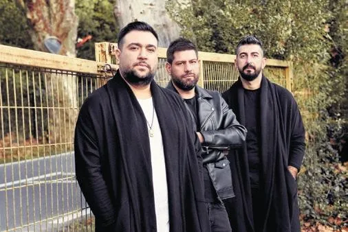 Yeni yılı Los Angeles’ta karşıladılar ama yetmedi! Ebru Şallı ile Uğur Akkuş’un tatili tam gaz sürüyor-9