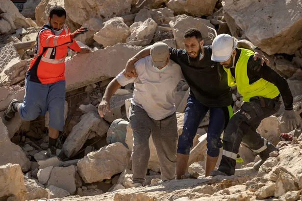 fas-depreminde-bilanco-agirlasiyor-can-kaybi-2-bin-946ya-yukseldi-1694671069838.jpg Fas depreminde bilanço ağırlaşıyor: Can kaybı 2 bin 946’ya yükseldi-3