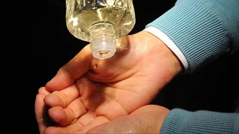 ramazan-bayrami-ayin-kacinda-2025-ramazan-bayrami-kac-gun-surecek-1741181921425.jpg (Kaynak: AA)