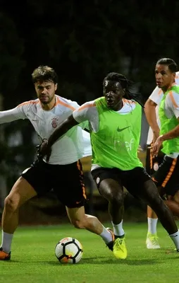 Feghouli takımla çalışmalara başladı