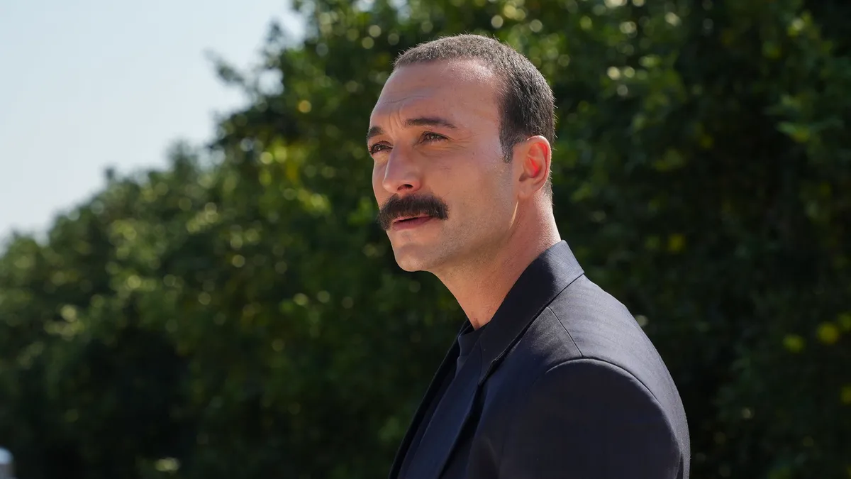 gunesin-dogdugu-yer-5-bolum-ipuclari-ceyhun-leyladan-vazgecmiyor-1791967646580.jpg Ceyhun Leyla'dan vazgeçmiyor! Güneşin Doğduğu Yer 5. bölümden nefes kesen ipuçları-1