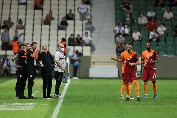 fatih-terimden-marcao-ve-kerem-akturkoglu-arasindaki-kavgaya-iliskin-aciklama-boyle-bir-seyi-ilk-defa-goruyorum-1629152032113.jpeg Fatih Terim'den Marcao ve Kerem Aktürkoğlu arasındaki kavgaya ilişkin açıklama: Böyle bir şeyi ilk defa görüyorum-1