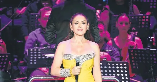 Aşkın Nur Yengi'den Harbiye'de inanılmaz performans!