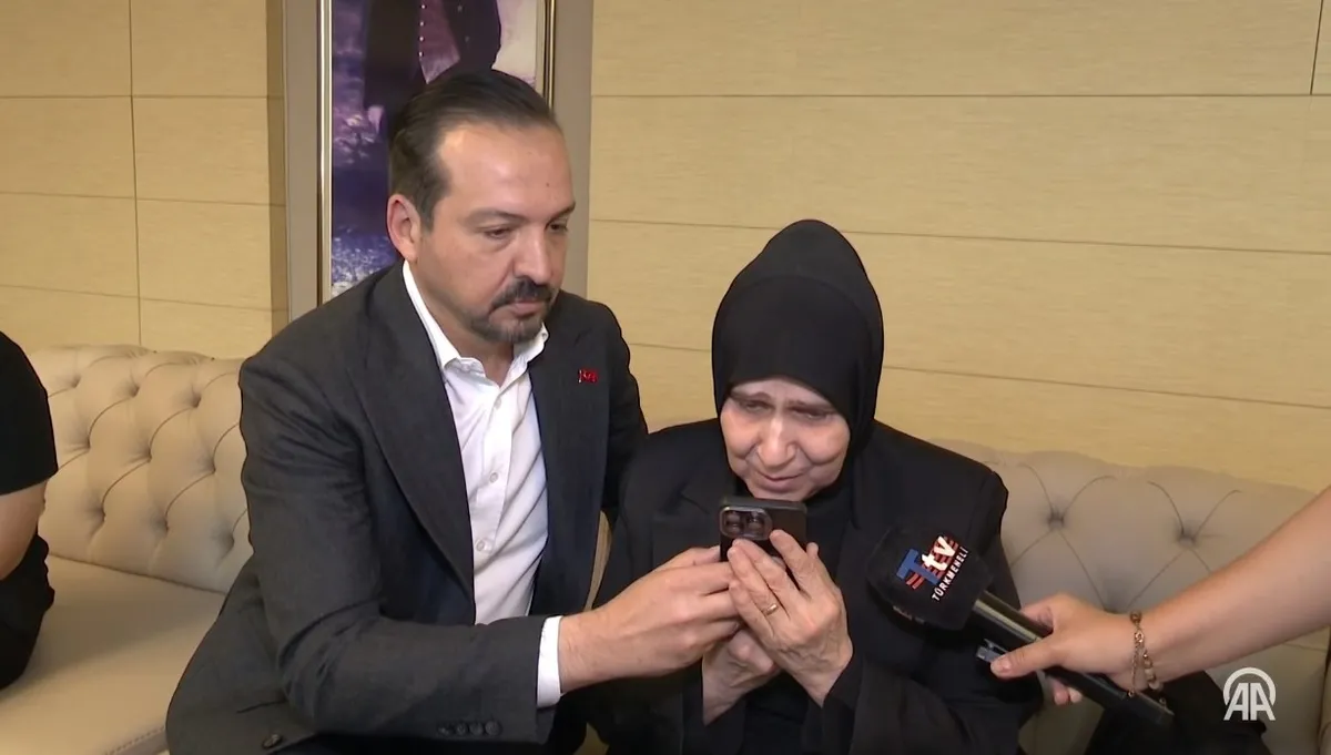 baskan-erdoganndan-kerkuk-valisi-aganin-ailesine-taziye-telefonu-1781444670777.jpeg Başkan Erdoğan'ndan Kerkük Valisi Ağa'nın ailesine taziye telefonu-3