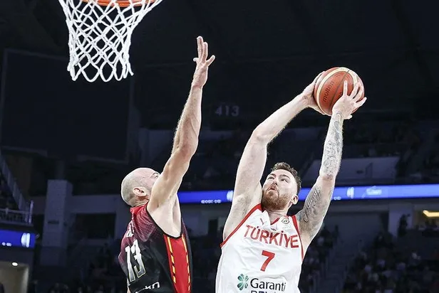 a-milli-erkek-basketbol-takimi-fiba-2023-dunya-kupasi-avrupa-elemelerinde-belcikayi-maglup-etti-1668198023420.jpeg A Milli Erkek Basketbol Takımı, FIBA 2023 Dünya Kupası Avrupa Elemeleri'nde Belçika'yı mağlup etti-5