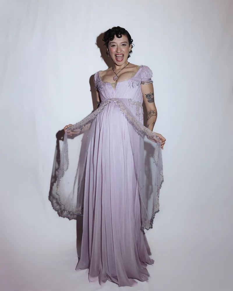 minik-diva-bebe-yolda-melike-sahin-konserde-hamile-oldugunu-acikladi-1777406885220.jpeg Minik diva bebe yolda: Melike Şahin konserde hamile olduğunu açıkladı-10