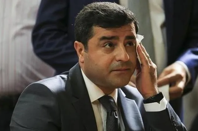Pervin Buldan'ın 'ayrı aday' restine Selahattin Demirtaş'tan 'ortak aday' çıkışı