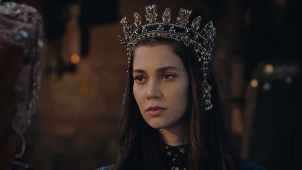 kurulus-osmanda-nefesler-tutuldu-osman-bey-ya-hurriyet-ya-kara-toprak-1699950621525.jpg Kuruluş Osman’da nefesler tutuldu! Osman Bey: Ya hürriyet ya kara toprak!-10