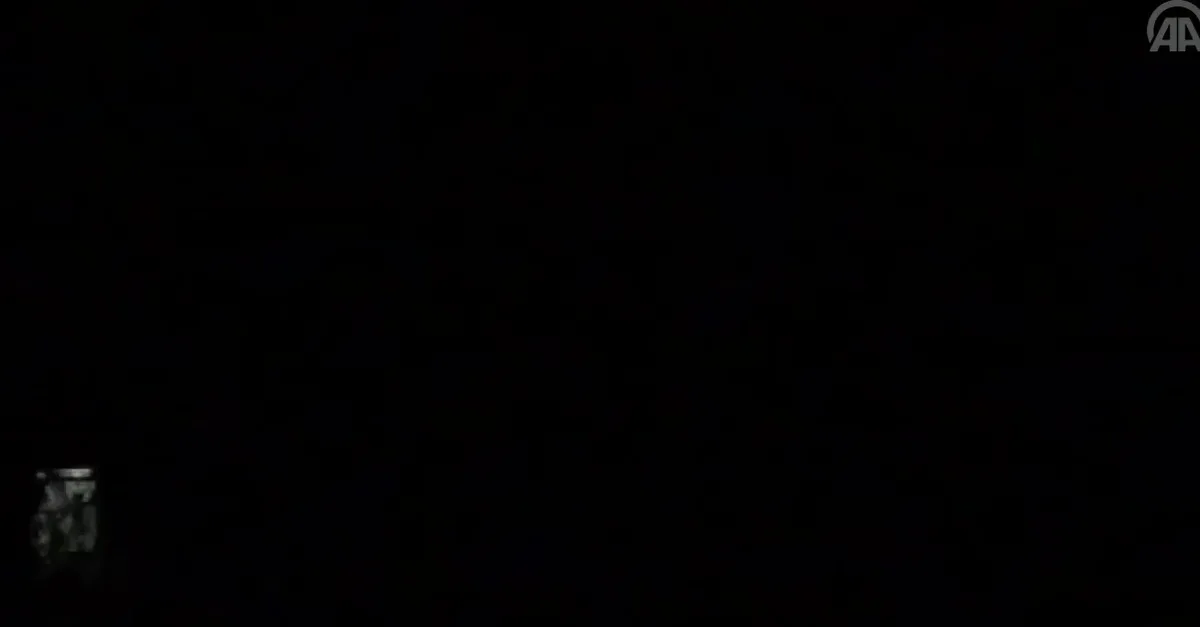 Suriye sınırındaki camilerden sela okundu