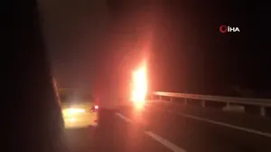 Beykoz’da korkutan yangın! Halk otobüsü alev alev yandı Video