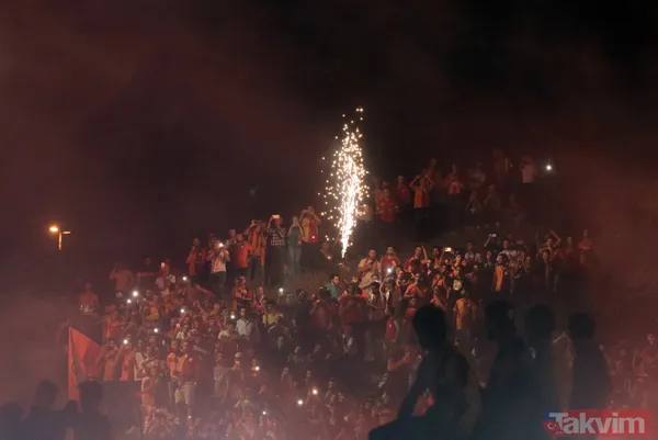 Son dakika: Galatasaray'ın yeni transferi Falcao İstanbul'da! - 20