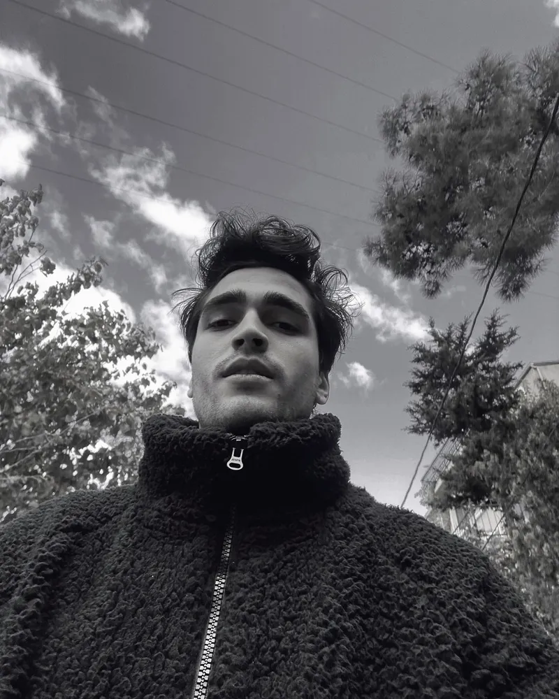 mert-ramazan-demirden-gulumseten-soru-yakisikli-cikmis-miyim-1771921749539.jpg Mert Ramazan Demir’den gülümseten soru: "Yakışıklı çıkmış mıyım?"-5