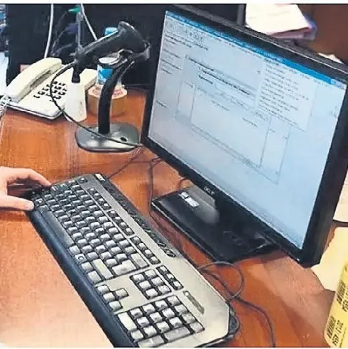 Yaz kızım dedi suçluları kaçırdı!