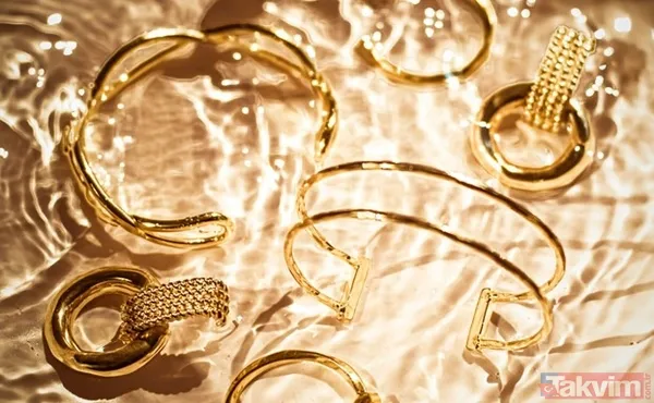 Yarım Altın Alış(Tl) 9.971,00 Satış(Tl) 10.069,00