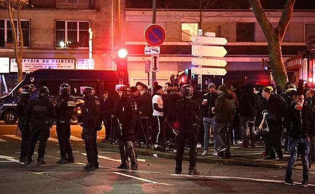 Paris'te çirkin saldırı! Fransızların Türk düşmanlığı bir kez daha kendini gösterdi-3