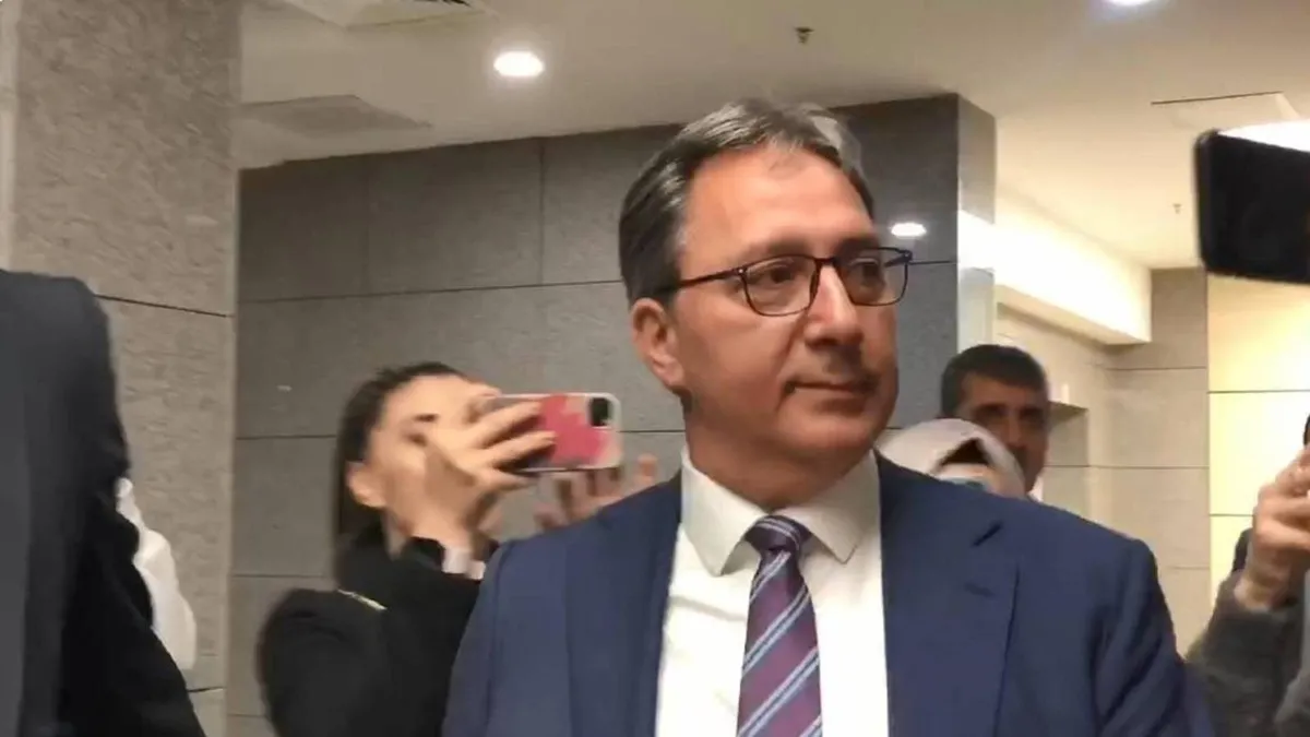 Burak Korzay İBB’deki kirli çarkı anlattı: İSFALT’ın hakkı gasp edildi, ihaleler bölündü iddiası-11