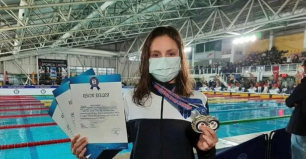 Milli yüzücü Merve Tuncel elde ettiği başarıyla olimpiyat A barajını geçti