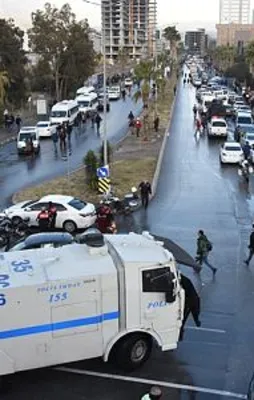İzmir'de terör saldırısı!