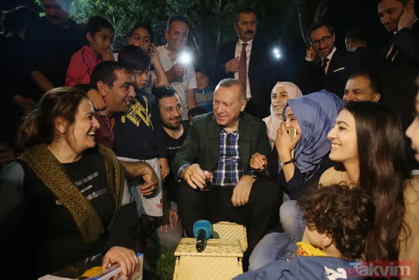 Başkan Erdoğan sahilde iftar saatini bekleyen vatandaşlarla buluştu - 26