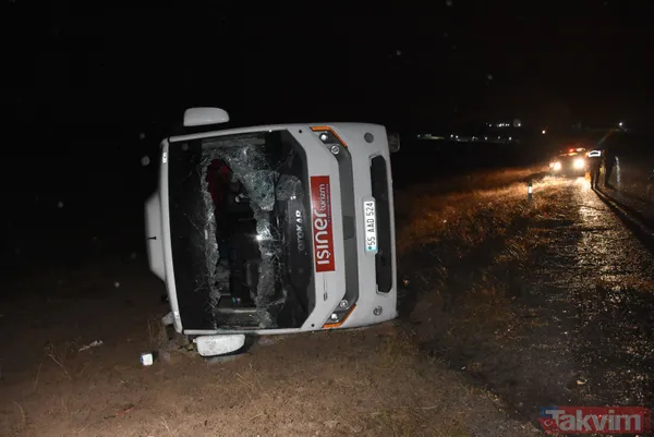 Sivas'ta sağlık çalışanlarını taşıyan tur midibüsü devrildi! Ölü ve yaralılar var - 11