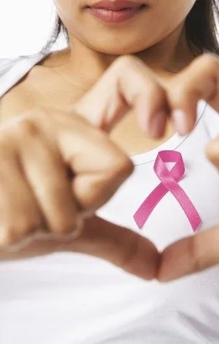 Görmemezlikten gelmeyin! Meme kanserinde erken tedavinin önemi